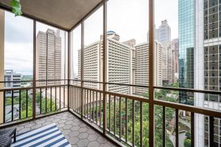 Downtown! 24h Concierge! Private Balcony! 11K - 7