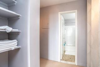 Downtown Atlanta Excellent View! Onsite Parking 1904 - 4