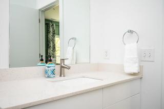 New Downtown ATL Condo Washer Dryer 542Blvd - Atlanta - 4