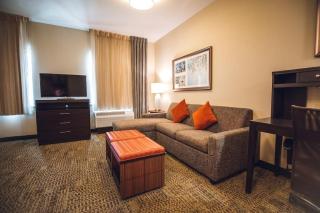 Hotel Room Kitchen Free parking Washer&Dryer Gym Relux Studio Group 1 - 7
