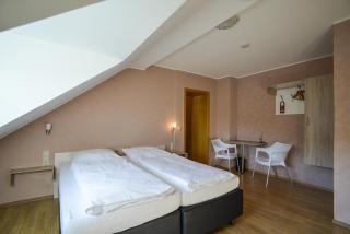 Gästehaus Rebstock - 4