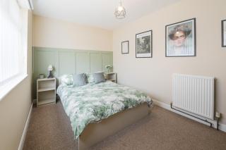 Poppy's Place - Manningham Road - Liverpool - 8