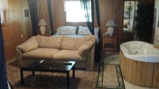 Greer Point Trails End Cabins - Greer - 5