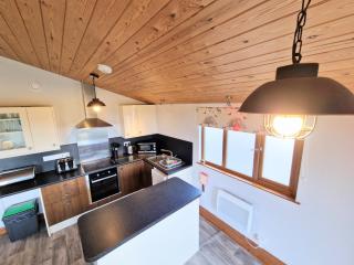 Ochil 8 with Private Hot Tub - Fife - Loch Leven - Lomond Hills - Kelty - 2