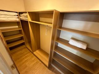 'Emily' Deluxe Family Room - 8