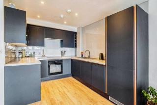 Spacious 2 Bed flat - Woolwich - Elizabeth Line - Woolwich - 9