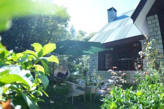Sundazed Cottage by Edenhomes - 8