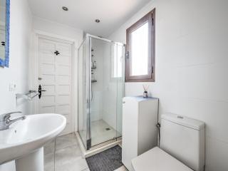 Townhouse in Capistrano village with 2 pool areas - Nerja - 3