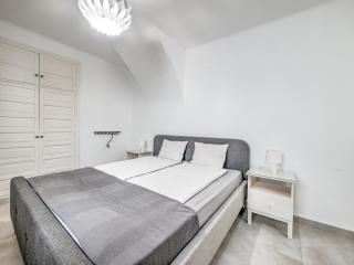 Townhouse in Capistrano village with 2 pool areas - Nerja - 2