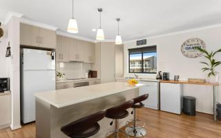 Lazy Days - 7 Nereus Drive - 3