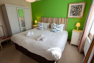 Ty Bach, Llanbedrog - Pwllheli - 1