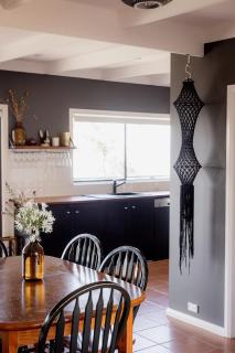 'Lazy Susan's' Waterfront Shack - 3