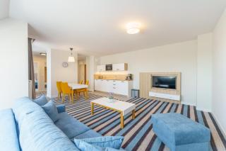 Bel Mare Międzyzdroje Apartment with Balcony by Noclegi Renters - 1