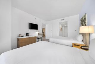 Beachwalk 2 Bedrooms with Kitchen 2 Bathroom & Gym - Hallandale Beach - 1