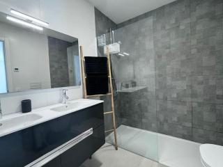 Nieuwbouw villa met zwembad en lounge - Manilva - 2