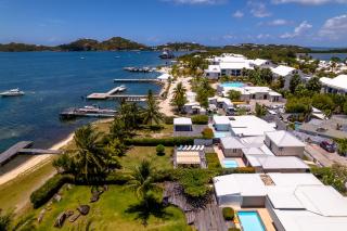 Villa Rivage de 4 ch "les pieds dans l'eau" a Baie Nettle - Saint Martin - 0