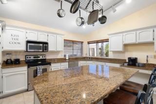 Extravagant 5Bedroom-Phoenix Home w Pool-KingBeds - Phoenix - 1