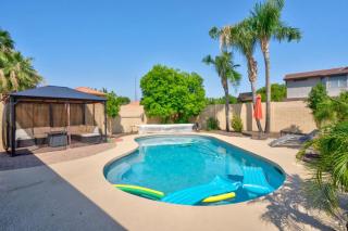 Stylish Home in Scottsdale-HeatedPool and HotTub - Phoenix - 0