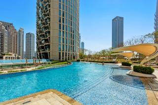 Khalifa Views & Direct Mall Access in Burj Vista - Dubai - 2