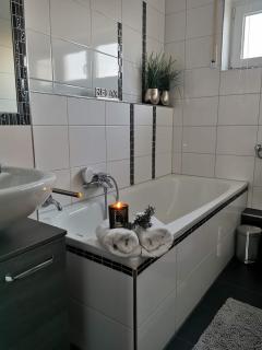 Geräumige schöne Ferienwohnung - Weingarten - 3