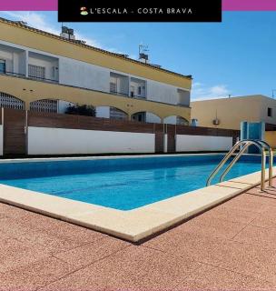 Casa pareada con piscina - L'Escala - 9
