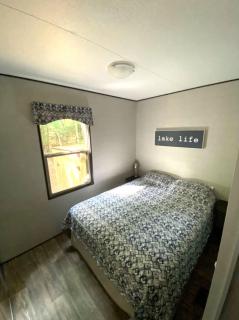 3 Bedroom Waterview Cottage Monarch Blvd 237 - 3