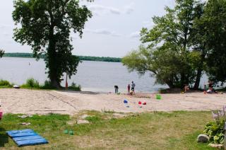 2 Bedroom Waterfront Cottage Cedar Point Cres 4 - Campbellford - 3