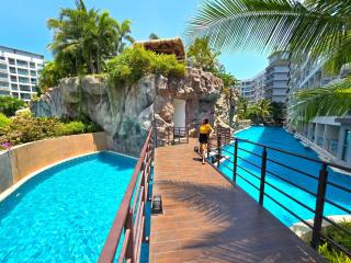 Laguna beach condo resort 3 maldives pattaya top pool view ลากูน่า บีช คอนโด รีสอร์ต 3 พัทยา - Jomtien Beach - 7
