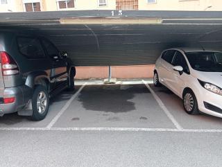 Estudio céntrico 50 M2 con parking - 1