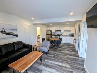 Newly Renovated 2 Bedroom Beach Front Condo 3A - Lanark - 0