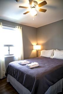 2 Bedroom Harbor Front Condo 9L - Roseneath - 7