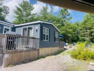 2 Bedroom Cottage Maple Ridge 9 - Gravenhurst - 1