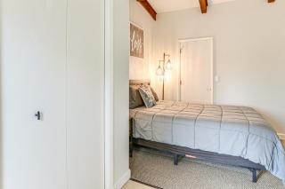Kimberling City Condo with Lake Views and Pool Access - Kimberling City - 1