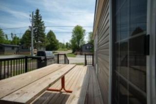 2 Bedroom Harbor Front Cottage 3 - Roseneath - 8
