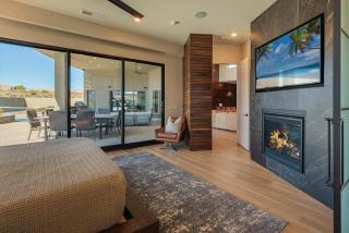 5-bedroom home with private amenities - 4