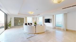 Penthouse with private pool and maid service - Dubai - 3