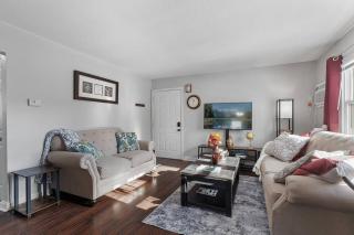 Tranquil 2BR Apt NE Mpls - 8073 Apt 4 - Minneapolis - 1