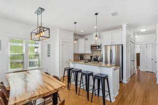 7369 Grand Navarre Blvd - Navarre - 2