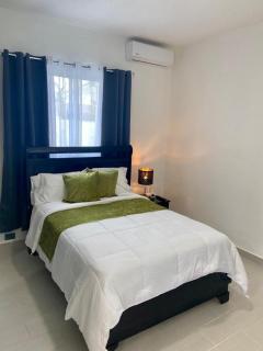 The White Rock Hotel B&B - Los Conucos - 5