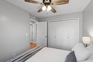 Tranquil 2BR Apt Mpls - 8075 Apt 3 - 1