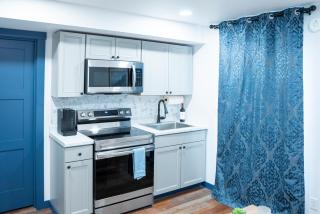 Vasanoja Suite 102, Hyland Hotel - Palmer - 1