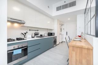 Luxury & Stylish Studio - JVC - Dubai - 5