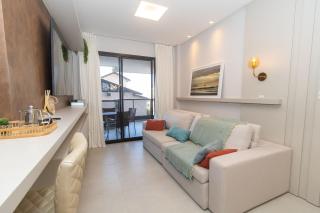 Recanto dos Girassóis 206 - Excelente apartamento 2 quartos em prédio com piscina - à 200m do mar - (Consultar serviços de roupa de cama e banho) - Bombinhas - 0