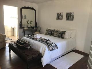 Kromrivier Farm Stays & B&B Near Addo Elephant Park - Paterson - 2