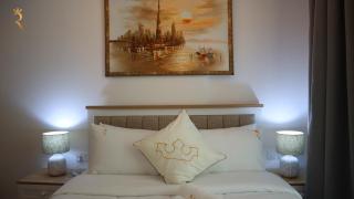 Dainty 1BR Apartment - Abu Dhabi - 2