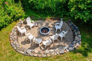 Coastal Compound Tennis Beach Firepit - York - 6