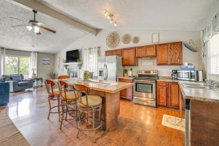 Shell Knob Home with Deck and Table Rock Lake View - Shell Knob - 1