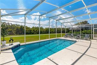 622 - Stunning 4 Bed Villa, SW Facing Pool Overlooking Conservation Area Near Disney - 0