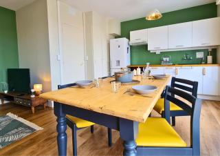 Appartement lumineux proche plage et marché, centre-ville accessible à pied parking gratuit inclus I SWEET HOMES LOCATION - Royan - 6
