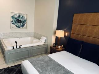Hotel at Old Town - Wichita - 3